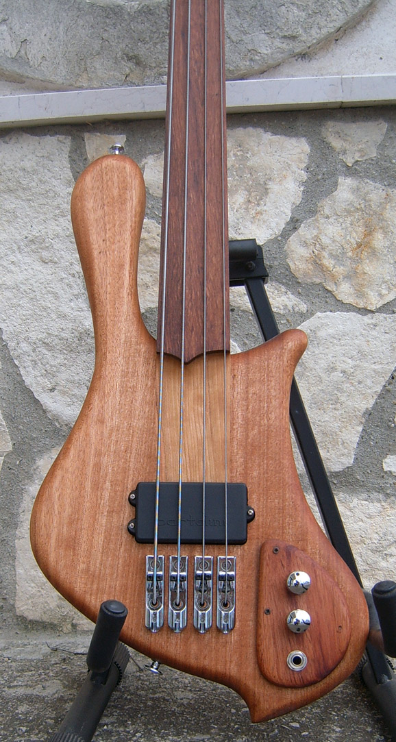 Bass detail